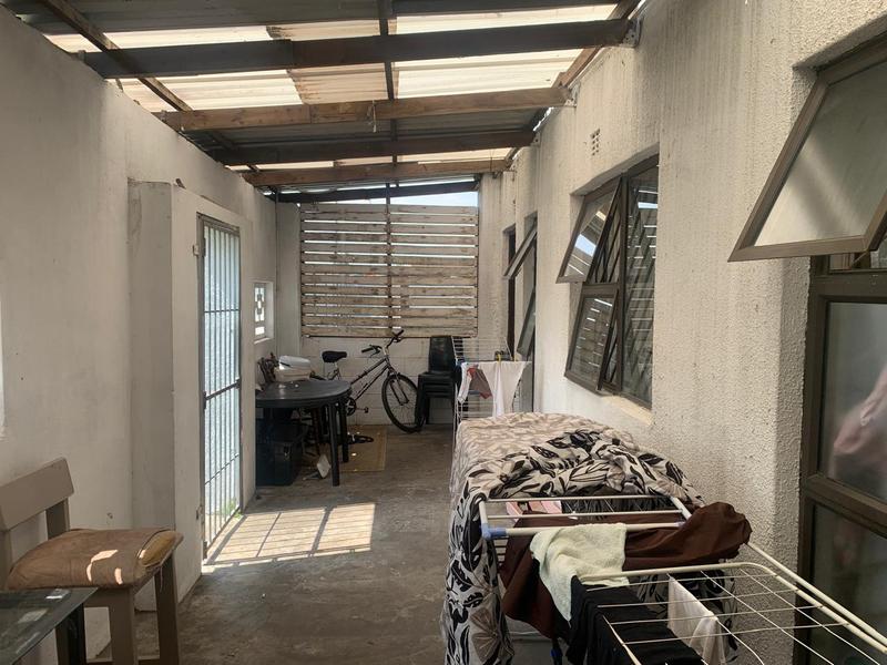 7 Bedroom Property for Sale in Bonteheuwel Western Cape